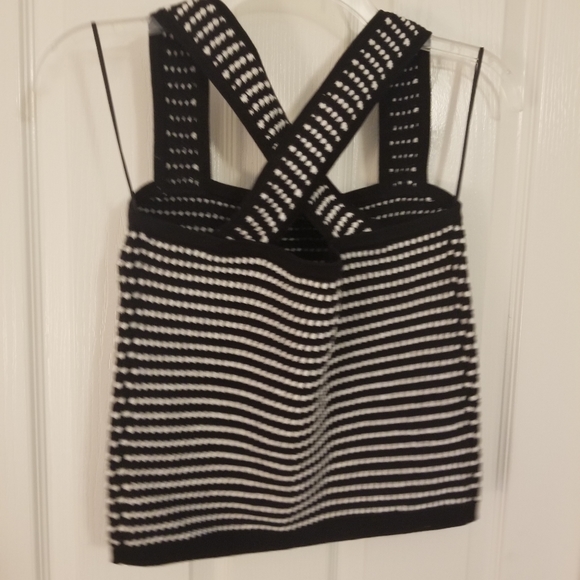 Top - Picture 2 of 3